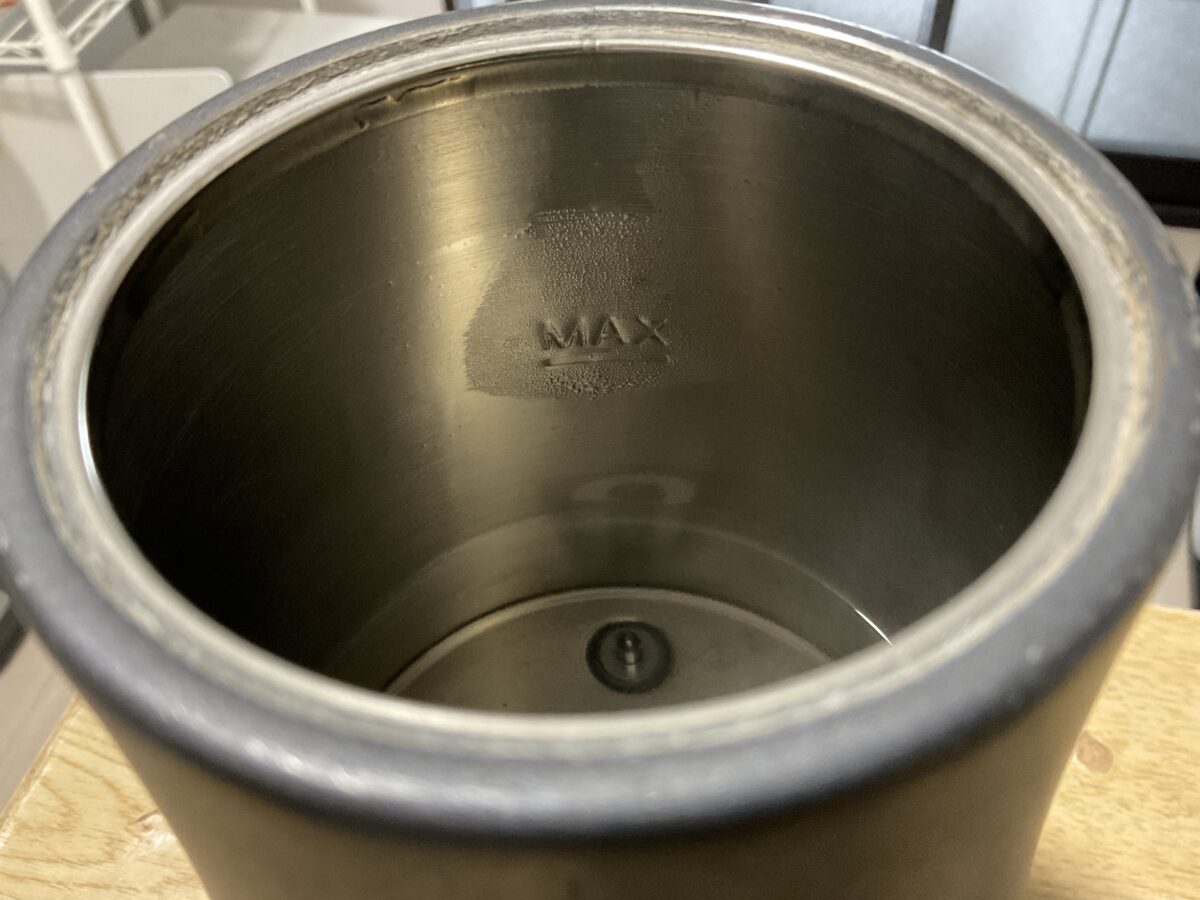山善YKG-C800-E(B)800ml電気ケトル内部のMAX水位表示